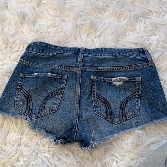 Hollister Shorts! - Picture 2 of 3